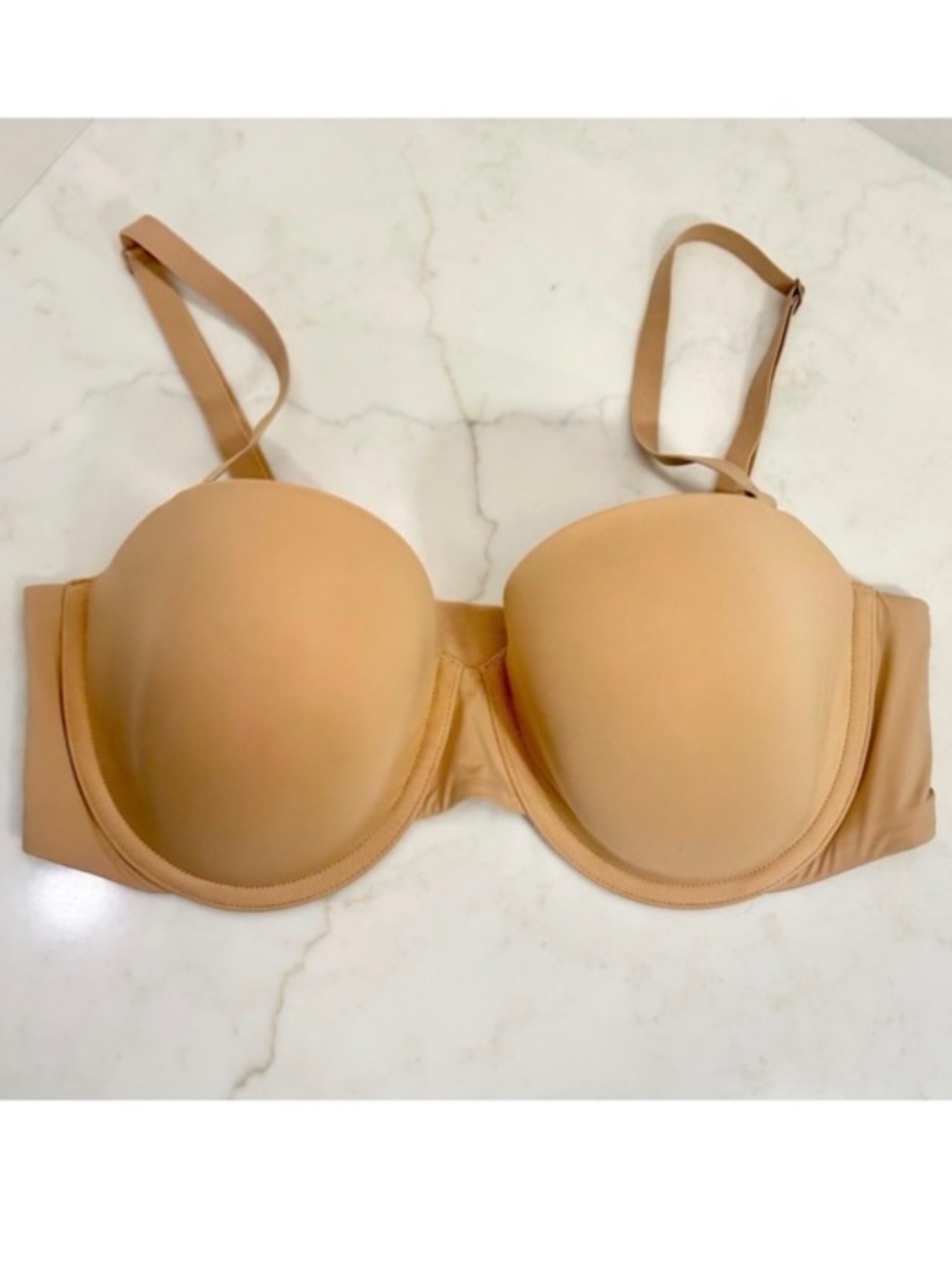 EUC GapBody 36C Beige Nude Multi-Way T-Shirt Strapless Underwire Bra